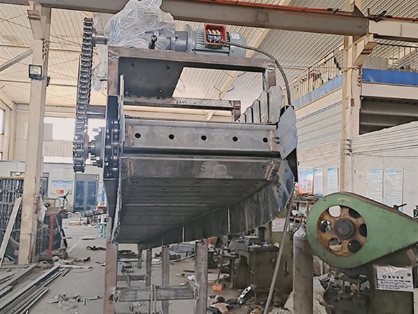 重型鏈板保送機